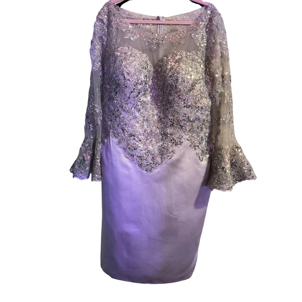 NWT MOTHER OF THE BRIDE/GROOM SILVER KNEE LENGTH WITH GORGEOUS BEADING SZ 18W